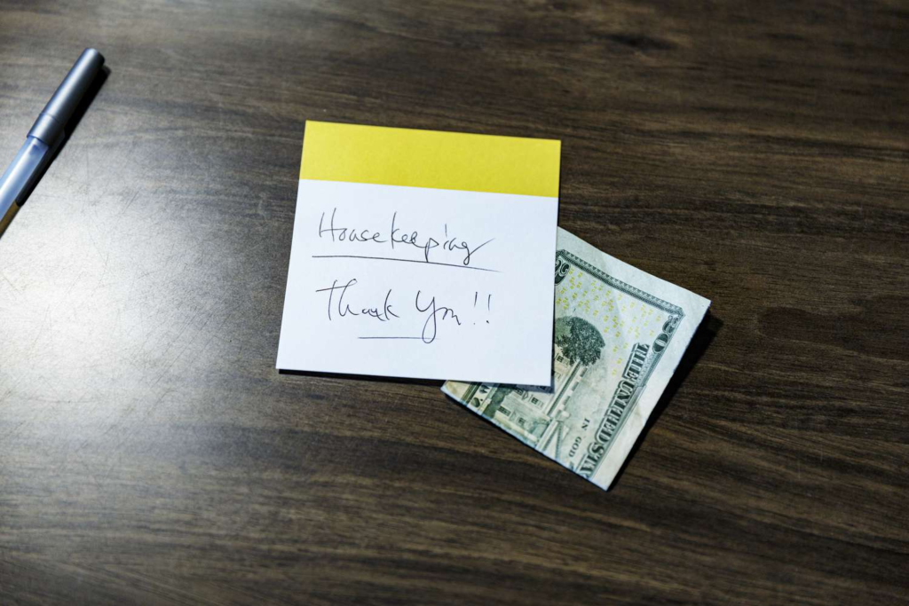 Hotel Housekeeping Tips: How to Avoid Your Tips From Being Stolen